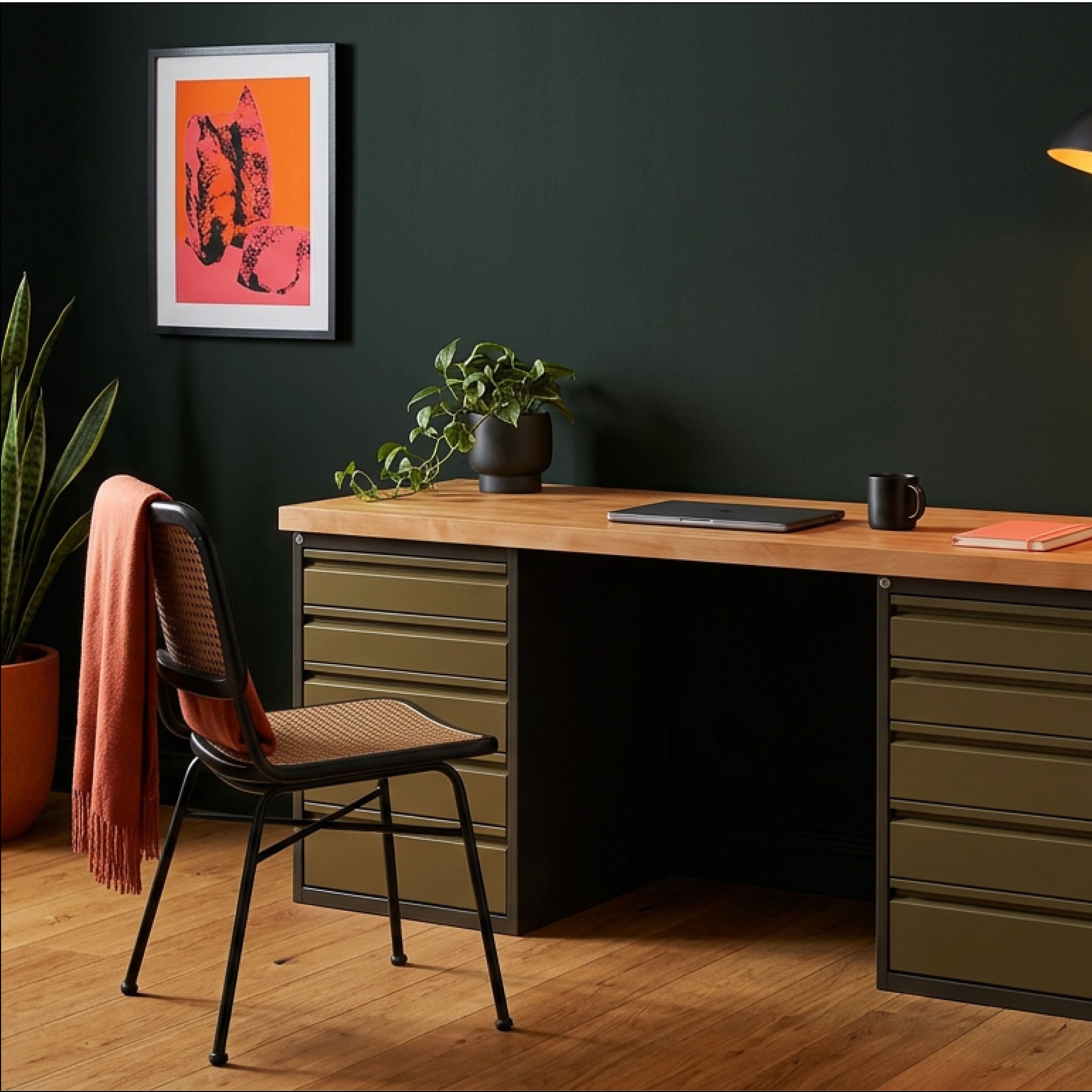 #farbe_dirty black/dirty green - RAL8019 graubraun/RAL 7008 khakigrau